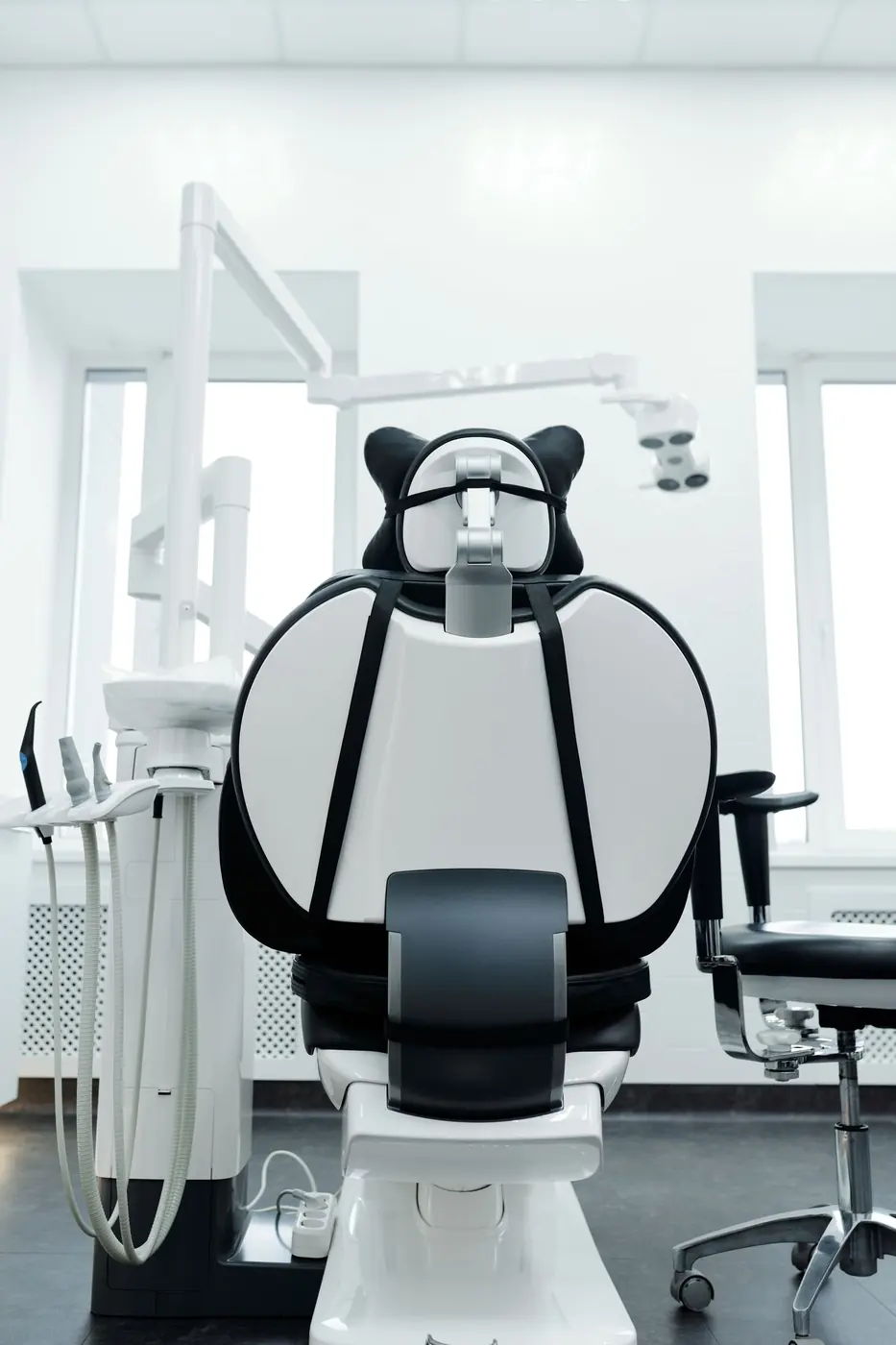 Dental chair and treatment light
